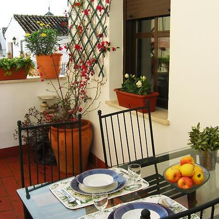 דירות קורדובה Penthouse Puerta De La Juderia חדר תמונה