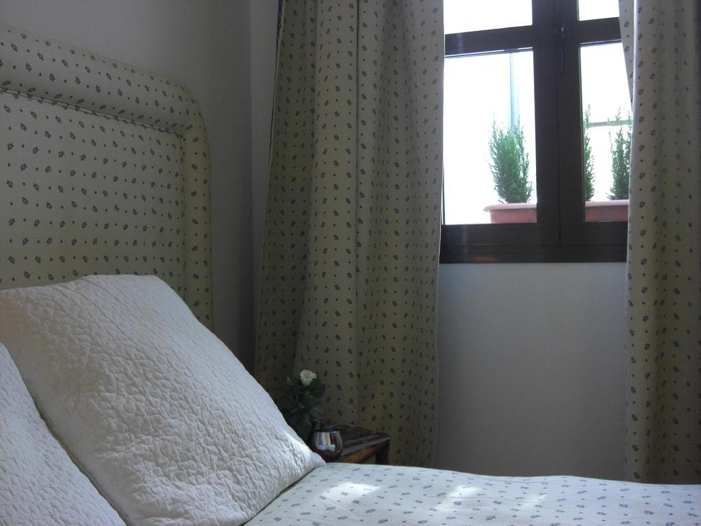דירות קורדובה Penthouse Puerta De La Juderia חדר תמונה